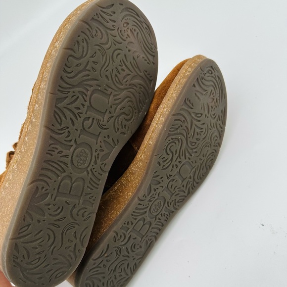 Women's Tan Suede Ankle Boots - Picture 4 of 6